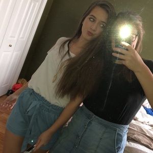 Meet your Posher, Carli